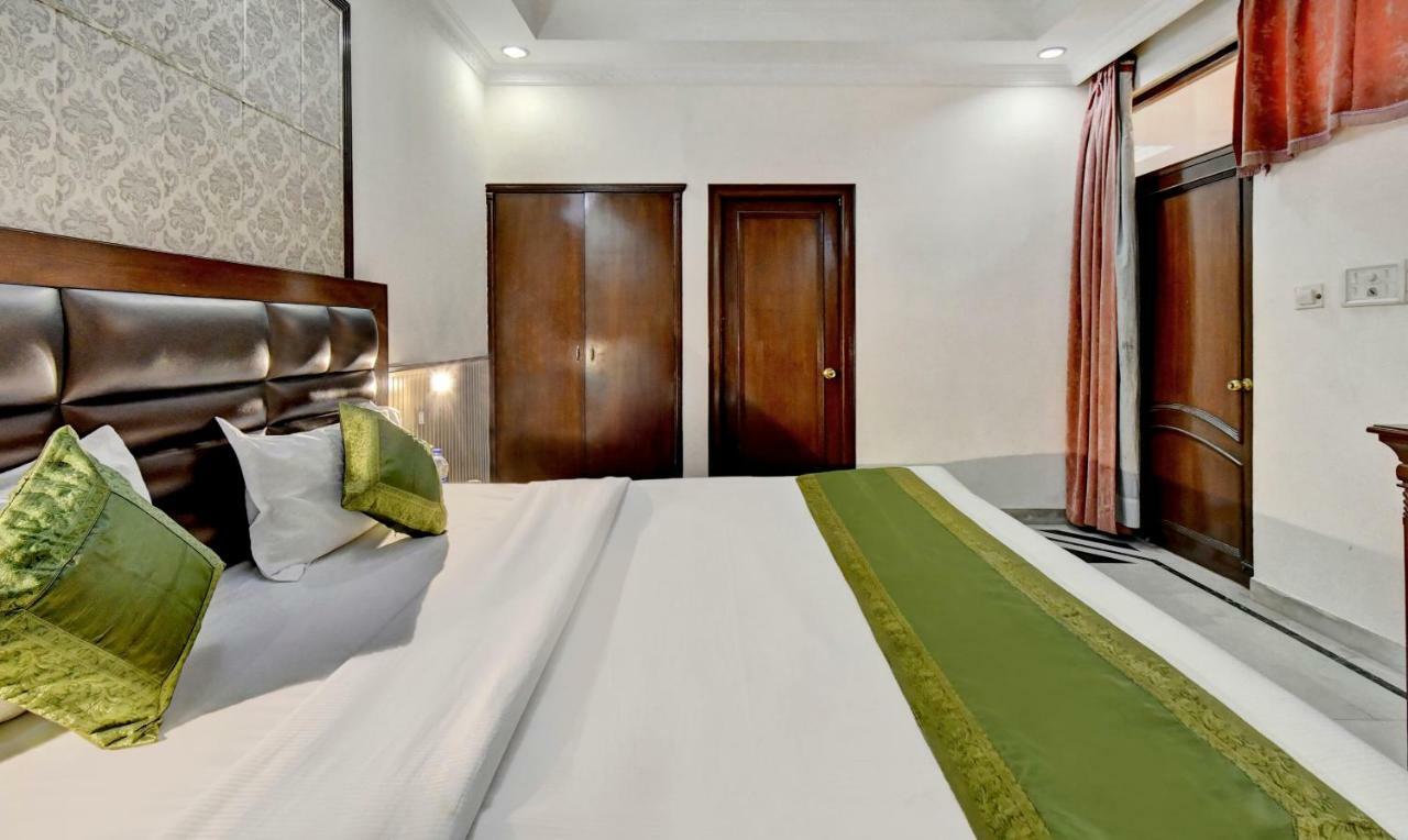 Treebo Trend Corporate Inn Chandigarh Ngoại thất bức ảnh
