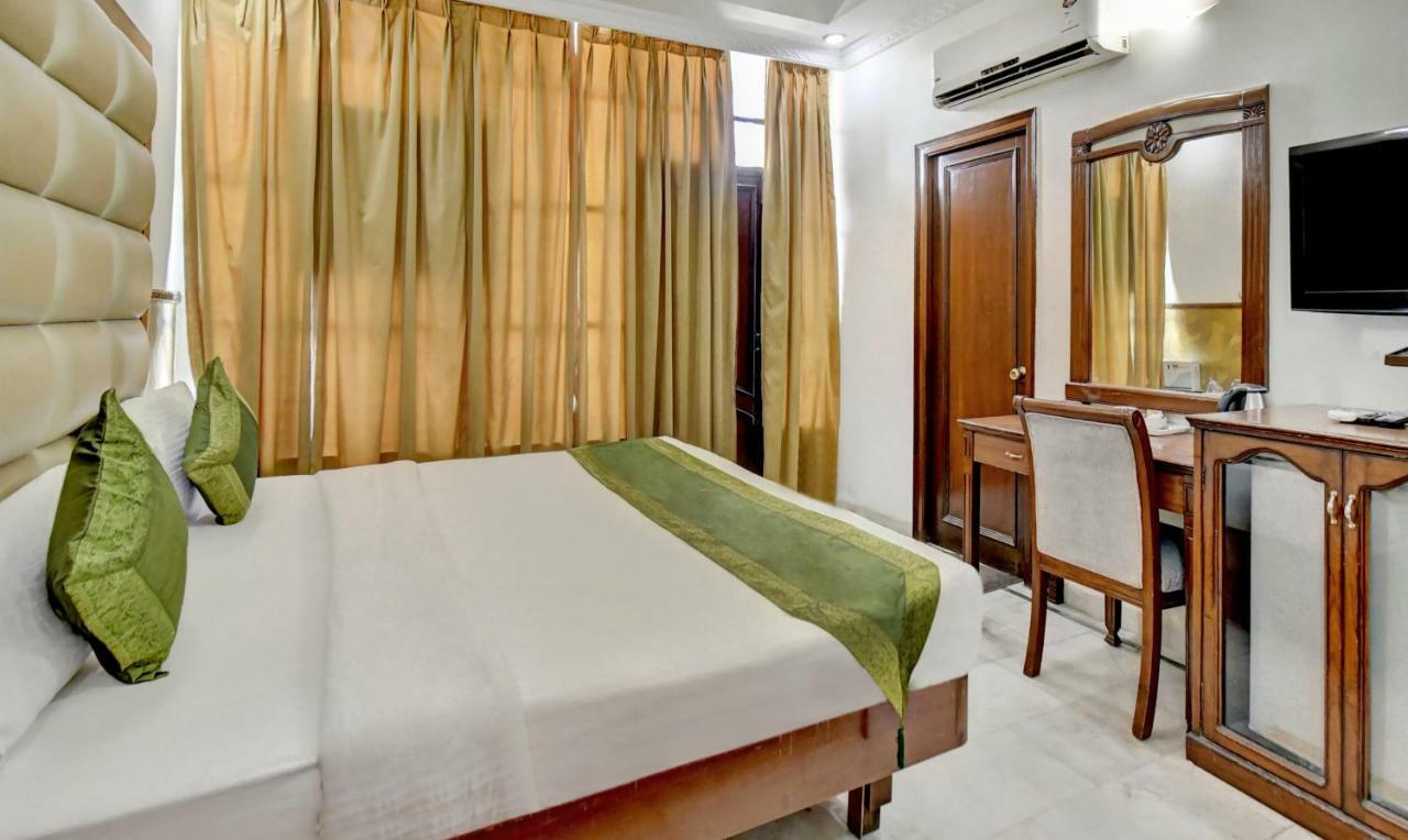 Treebo Trend Corporate Inn Chandigarh Ngoại thất bức ảnh