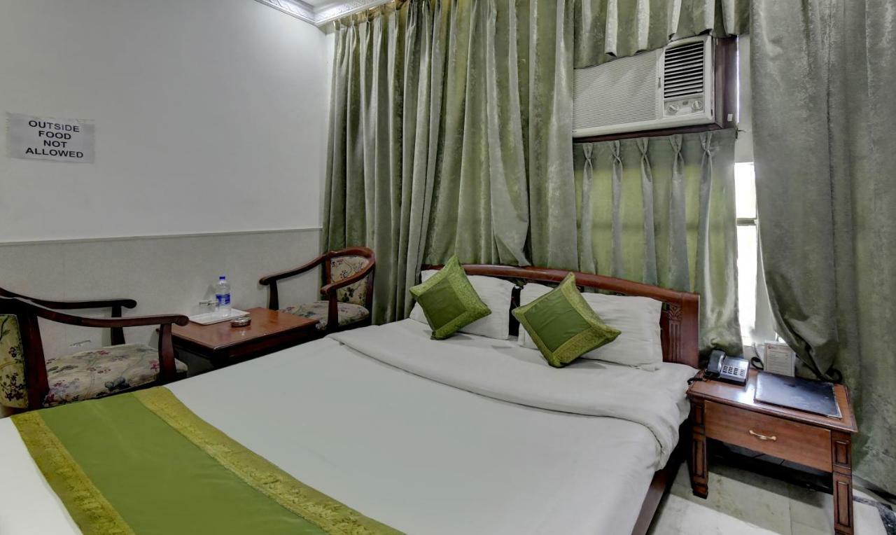 Treebo Trend Corporate Inn Chandigarh Ngoại thất bức ảnh