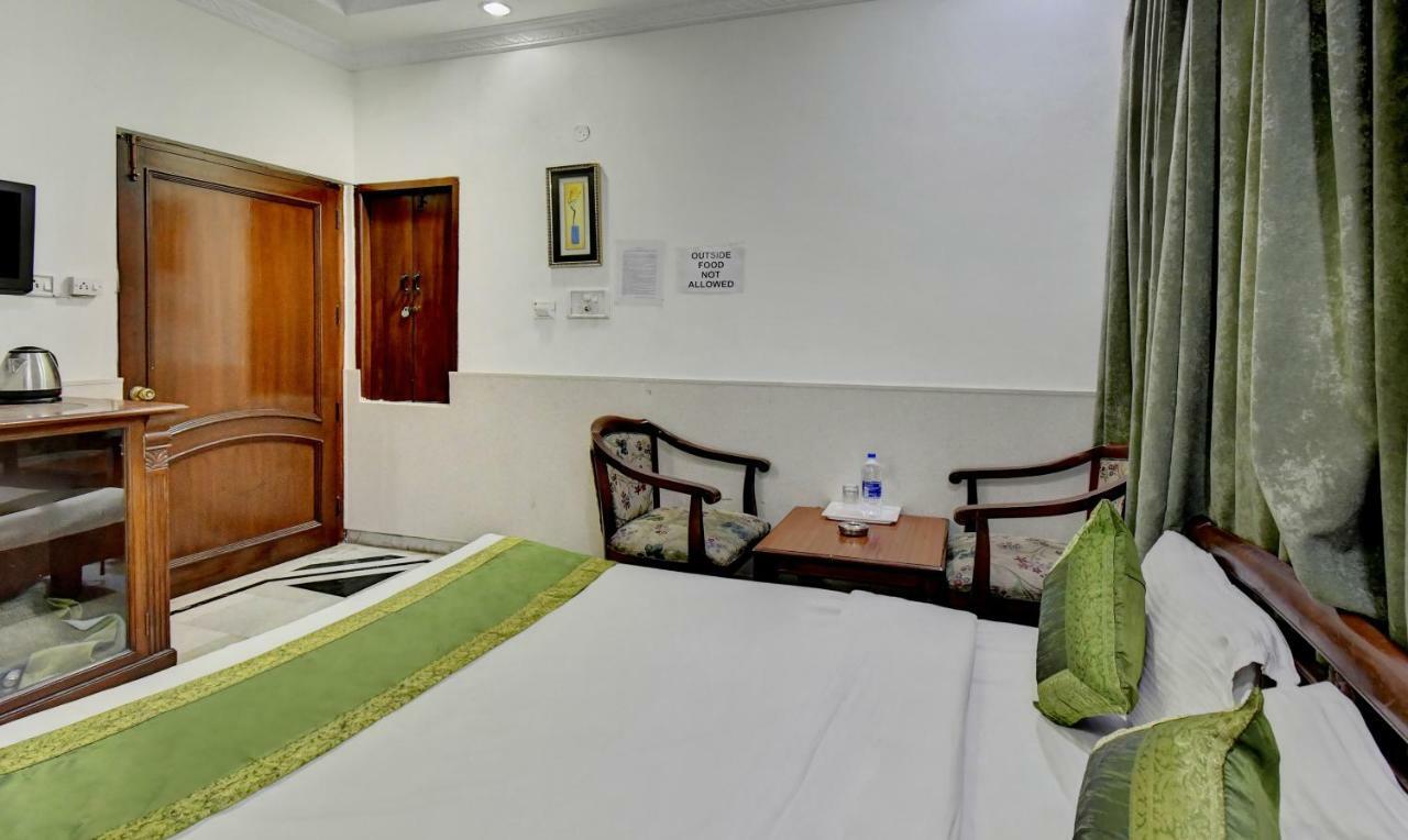 Treebo Trend Corporate Inn Chandigarh Ngoại thất bức ảnh
