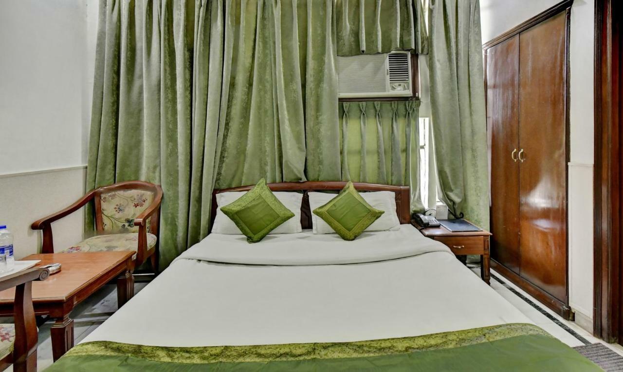 Treebo Trend Corporate Inn Chandigarh Ngoại thất bức ảnh